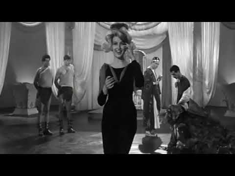 🎙️​ Mina ▪ "Le mille bolle blu" nel film 'Mina… fuori la guardia' • (1961)