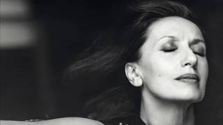 LUZ CASAL - Besaré el suelo