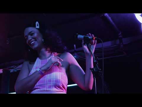 Melissa McMillan New Light Live (John Mayer cover)