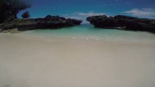 preview picture of video 'Hidden paradise in sumba, Mandorak beach'