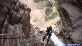 preview picture of video 'Barranco del sorrosal en los pirineos'