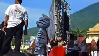 Download lagu Via valen konser di ternate mp3 Download lagu Via valen konser di ternate mp3