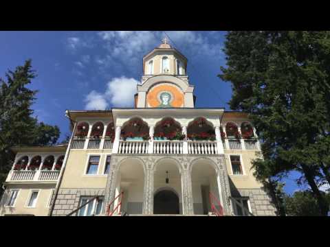 Introducing Lapus Land_ルーマニアフィールドワーク 2017｜明星大学人文学部国際コミュニケーション学科