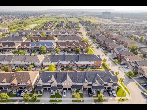 100 Panton Trail, Milton Home by Sonijya Raj - Real Estate Properties