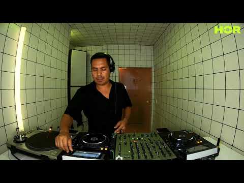 Lenny Posso / August 18 / 7pm-8pm