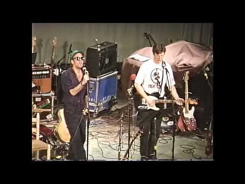 Michael Stipe + Billy Bragg JOHN PRINE COVER Hello In There - Mountain Stage 4/28/91