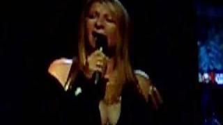 The summer knows - Barbra Streisand Bercy Paris