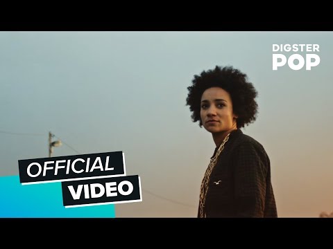 Chefboss - 2 Sterne (Official Video)