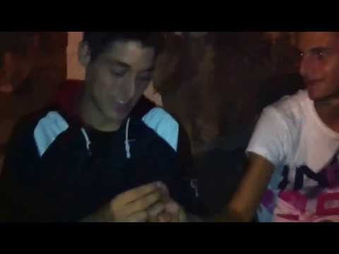 El tete Weeras a la cámara