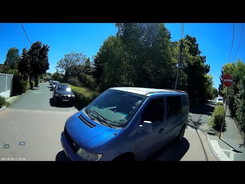 Majdnem nem jobbkéz - Almost no right hand