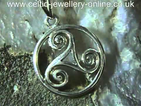download lagu mp3 mp4 Sterling Silver Celtic Pendant, download lagu Sterling Silver Celtic Pendant gratis, unduh video klip Sterling Silver Celtic Pendant