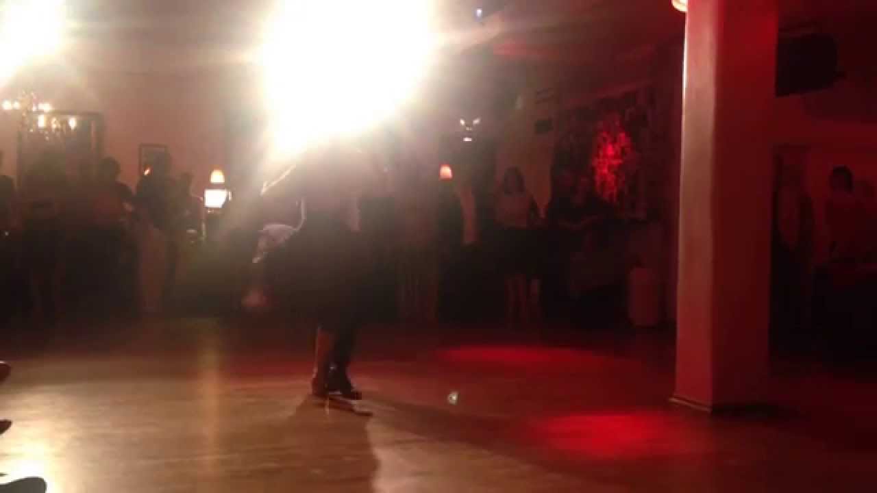 Maria Mondino & Pedro Farias - Esta noche de Luna- O Pugliese