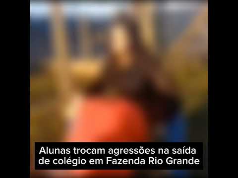 Alunas trocam agressões na saída de colégio em Fazenda Rio Grande