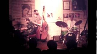 Jitterbug waltz (Fast Waller)