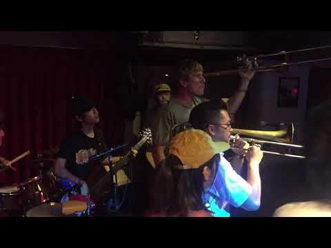 Tex & Sun Flower Seed ft. Thoms Hu (Skaraoke) & Andy Francis (Balkazar)