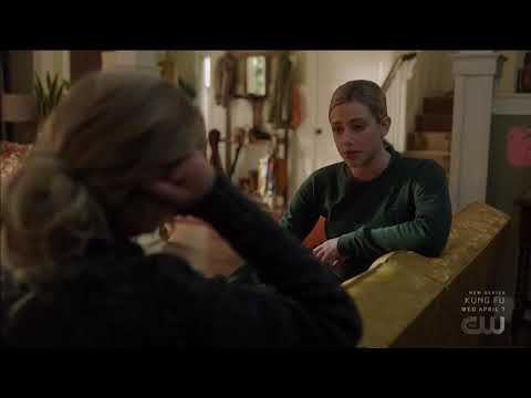 Riverdale 5x10 Betty had call form Glen in hospital. Tabitha looking for Jughead missing form bunker