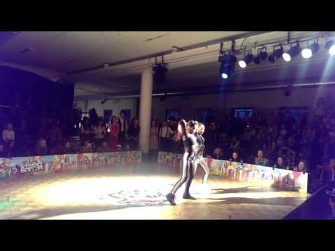 Two amazing waacking girls STREETSTAR