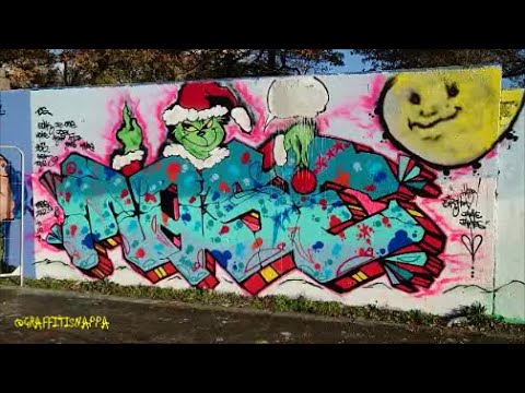 Christmas Graffiti - London - 2022
