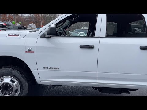 2022 Ram 3500 Chassis Cab Framingham, Westborough, Millbury, Natick, Worcester, 220458