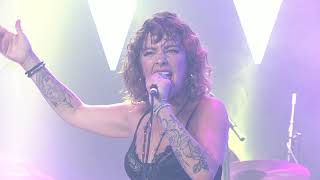 JJ Wilde - Stop Draggin&#39; My Heart Around (Live At The HUB)