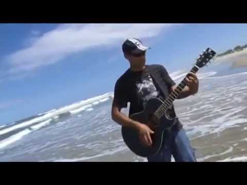 Ela Ta Fumando - Mano Léo