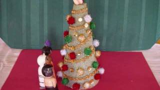 Rockin&#39; Around the Christmas Tree