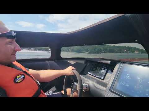 Outerlimits sc46 Ripping at Lake Of The Ozarks