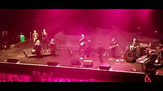 Shakin Stevens Merry Christmas Everyone Live at Leeds Arena 2022