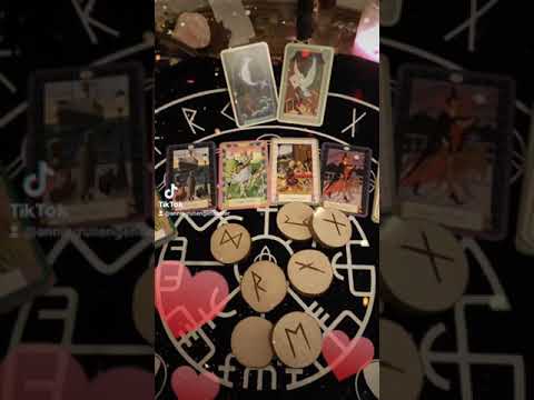 kurzes Runengeflüster zur Wochenmitte ✨🍀💖🌝