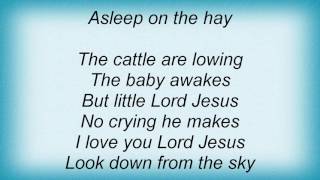 Faith Hill - Away In A Manger Lyrics