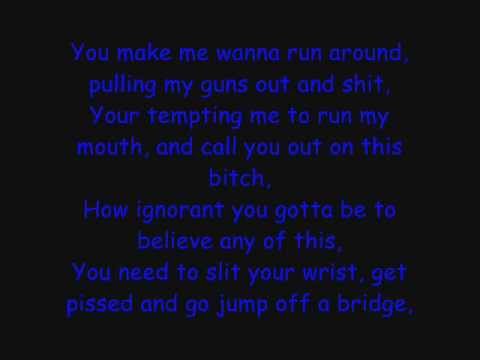 Hollywood Undead: Undead (Lyrics)