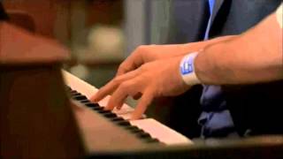 House M.D - House playing piano with patient