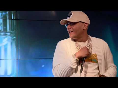 Darell - Ella Fuma (En Vivo)