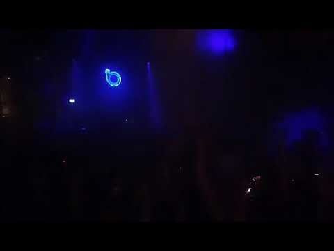 NEVERDOGS b2b Joey Daniel playing DJ Entwan, Alberto Cristian - Shake @ Bamboleo 01.03.2020