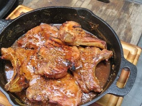Sticky Garlic Pork Chops