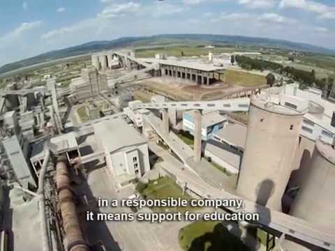 Fabrica de ciment Holcim de la Aleșd