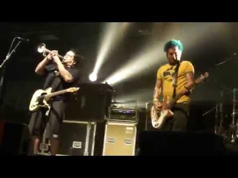 NOFX - Intro Chopsticks -  Live at No Sleep Till Auckland New Zealand - 10/12/2010