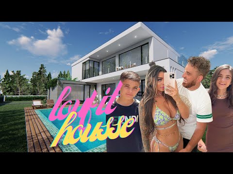 TADAAA ! ON VOUS FAIT VISITER NOTRE VILLA COMPLÈTE 😊 ( la pièce gaming aussi 😂)