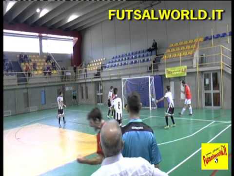 .... tacco e GOOOLLLLLLLLLL !!!  Yuri Di Gregorio