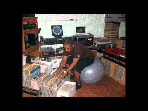 Large Professor - Same 2 U (instrumental)