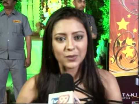 14.02.2011-01-ANANDI WISHING VALENTINE DAY.mpg