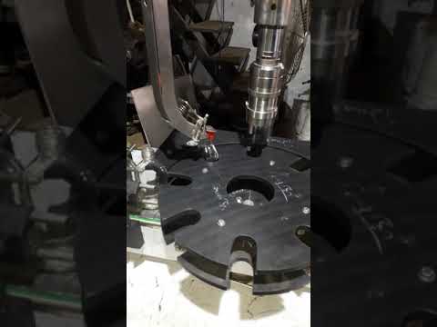 Bottle Sealing Machines