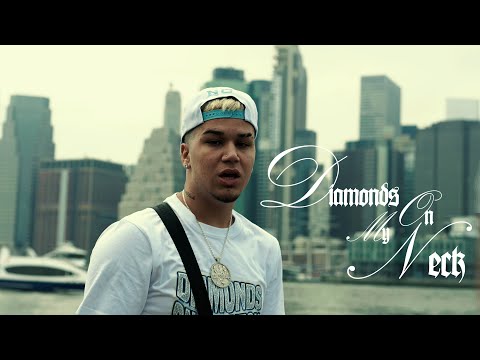 Hecky - Diamonds On Ma’ Neck (Videoclip Oficial)
