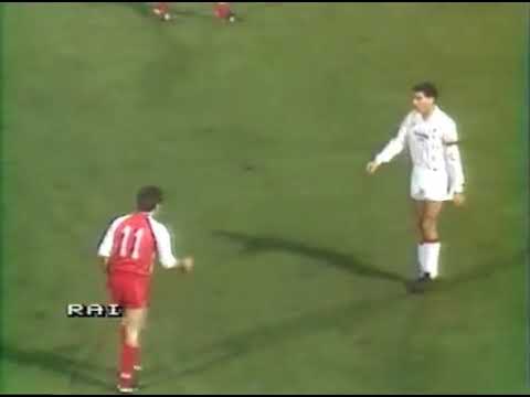 AC Milan vs  KSV Waregem 1985 - 1986