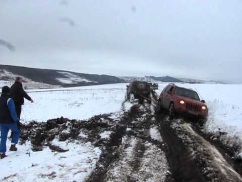 Drum de pamant din comuna Coroiesti