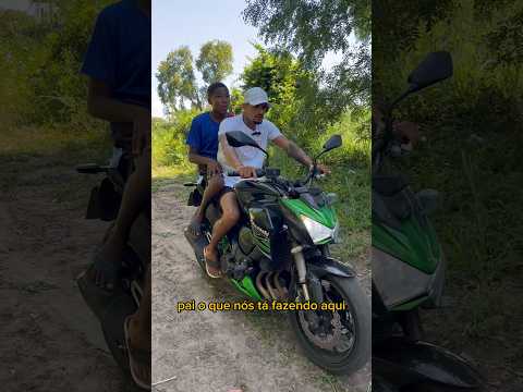Trocando a moto em uma galinha #viralshort #viralreels #viralvideo #comedia