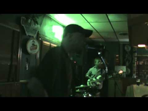Rob Fahey and the Pieces - 500 Miles (Hedy West Cover) (Live at Poplar Inn 02-10-12)