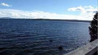 preview picture of video 'View of Yellowstone Lake and Lake Yellowstone Hotel'