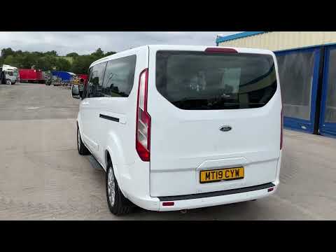 FORD TOURNEO CUSTOM L2 2.0 ECOBLUE 9 SEATER BUS - Image 2