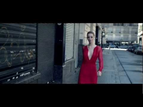 Maquillaje campaña Maria Cher 2012 invierno con Milagros Schmoll